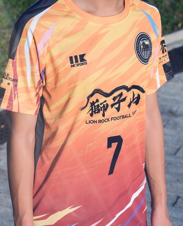 557011809_1112675464343422_1697362685864299997_n 獅子山足球會 - 25/26 代表隊 主場球衣套裝