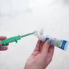 Lifestyle_Crocodile_Toothbrush_Toothpaste_O16A6943_L Bliss & Bless-Dr. Brown's 小童軟毛吸盤牙刷 - 小鱷魚