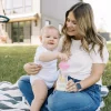 Lifestyle_OptionsPLUS_Wide-Neck_9oz_270ml_Pink_Floral_Starburst_deco_4_L Bliss & Bless-Dr. Brown's Options+ 印花PP排氣奶樽+清潔刷套裝 - 粉紅