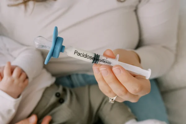 Lifestyle_Pacidose_stage1_blue_1 Bliss & Bless-Dr. Brown's Pacidose 奶咀形餵藥器