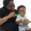 Lifestyle_Toddler_Toothbrush_Crocodile_O16A0160-5_L Bliss & Bless-Dr. Brown's 小童軟毛吸盤牙刷 - 小鱷魚