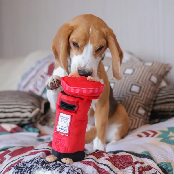 Woof_British_Postbox_Treat-Dispensing_Soft_Plush_Pet_Toy_5_1800x1800 Woof² Meow²-Woof² | 英式郵筒漏食寵物毛絨玩具